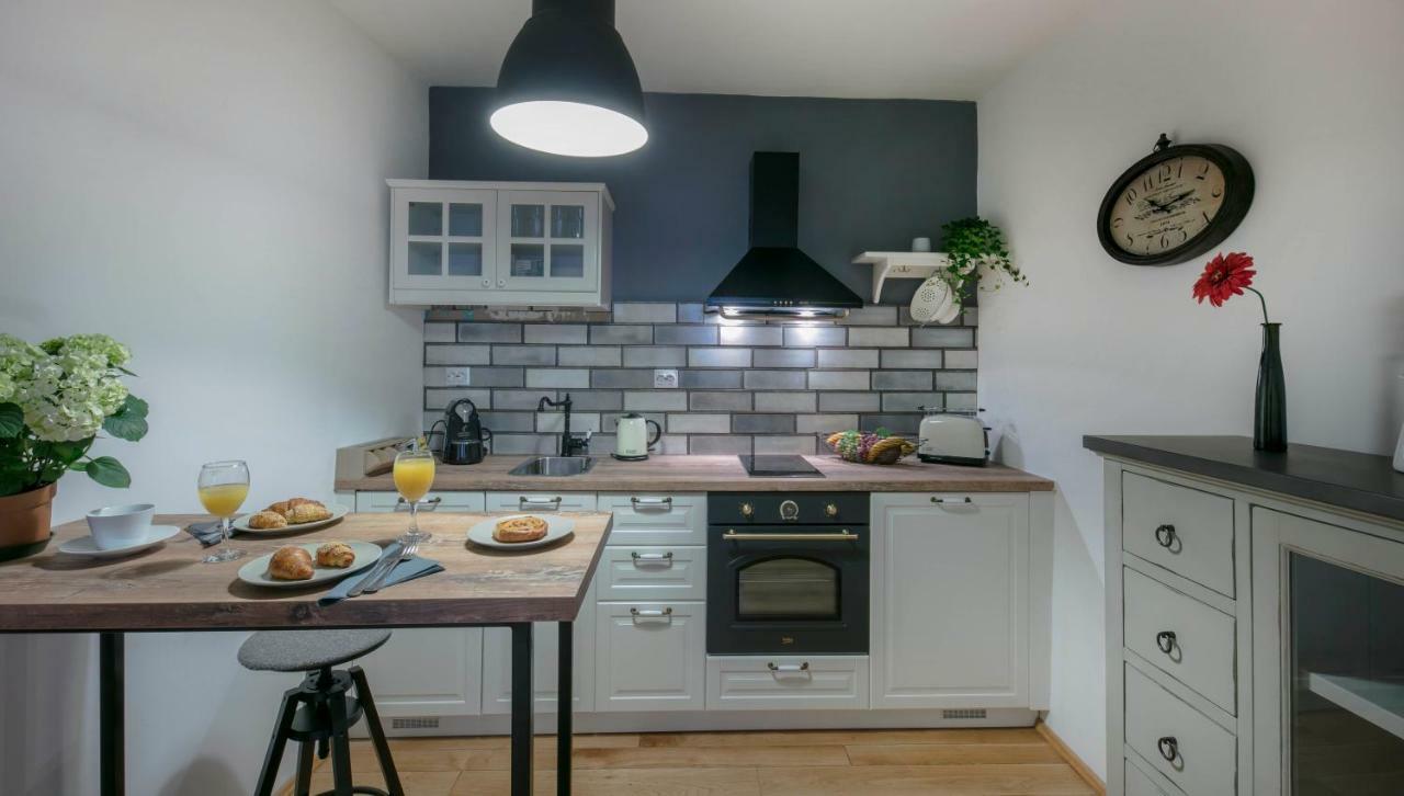 Apartment The 29 Загреб Екстериор снимка